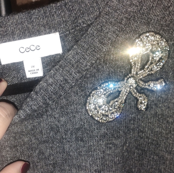 CeCe Bow Accent Sweater Women’s  Crew Neck Gray Stretchy Pullover SZ 2X NWT - Picture 4 of 5